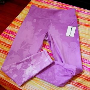 DKNY Legging-NWT - retail $70